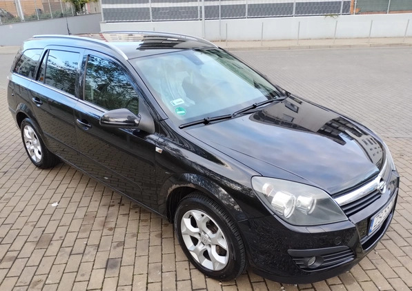 Opel Astra cena 7200 przebieg: 254248, rok produkcji 2006 z Szczecin małe 121